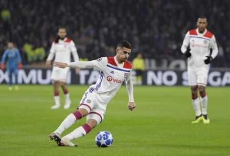 面临着挑战 面临着挑战