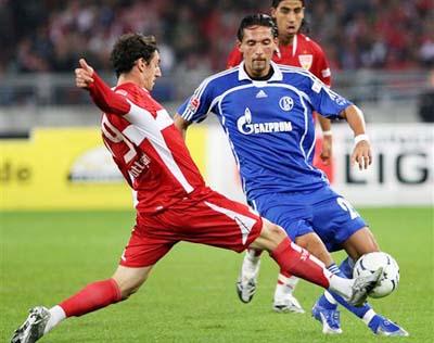 球展示了他 球展示了他